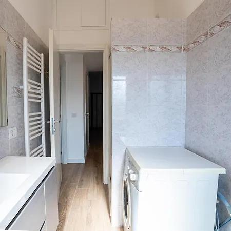 Apartament Casa Dei Girasoli - 15 Min Mirti - Colosseo Rzym