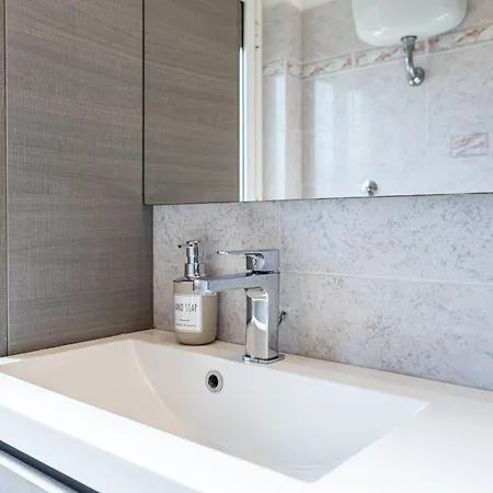 Apartament Casa Dei Girasoli - 15 Min Mirti - Colosseo