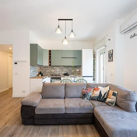 Apartament Casa Dei Girasoli - 15 Min Mirti - Colosseo Rzym