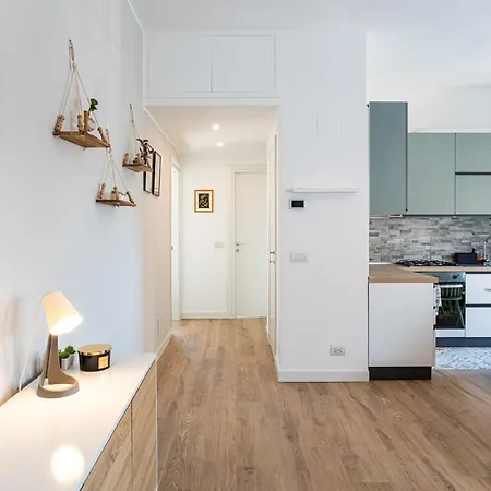 Casa Dei Girasoli - 15 Min Mirti - Colosseo * Rzym